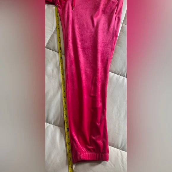 Lilly Pulitzer Women's Mallie Velour Pants - Picture 9 of 9